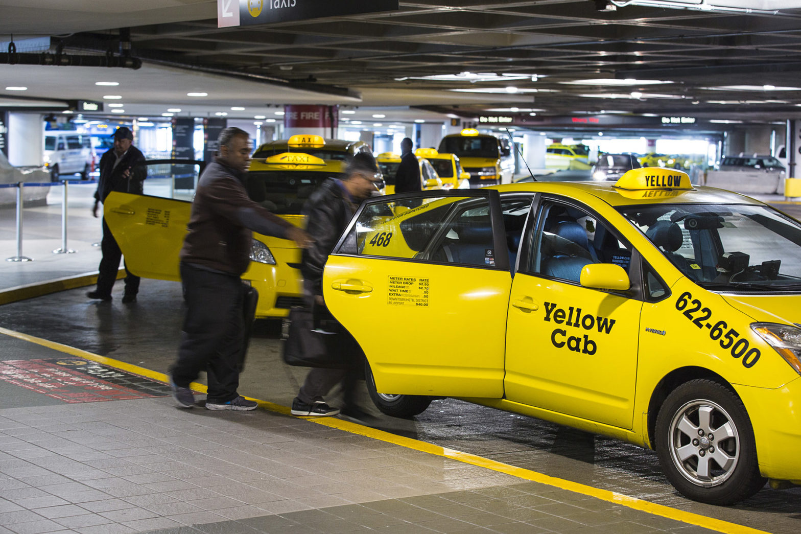 Sea-Tac awards airport taxi contract to Eastside For Hire | Tacoma ...
