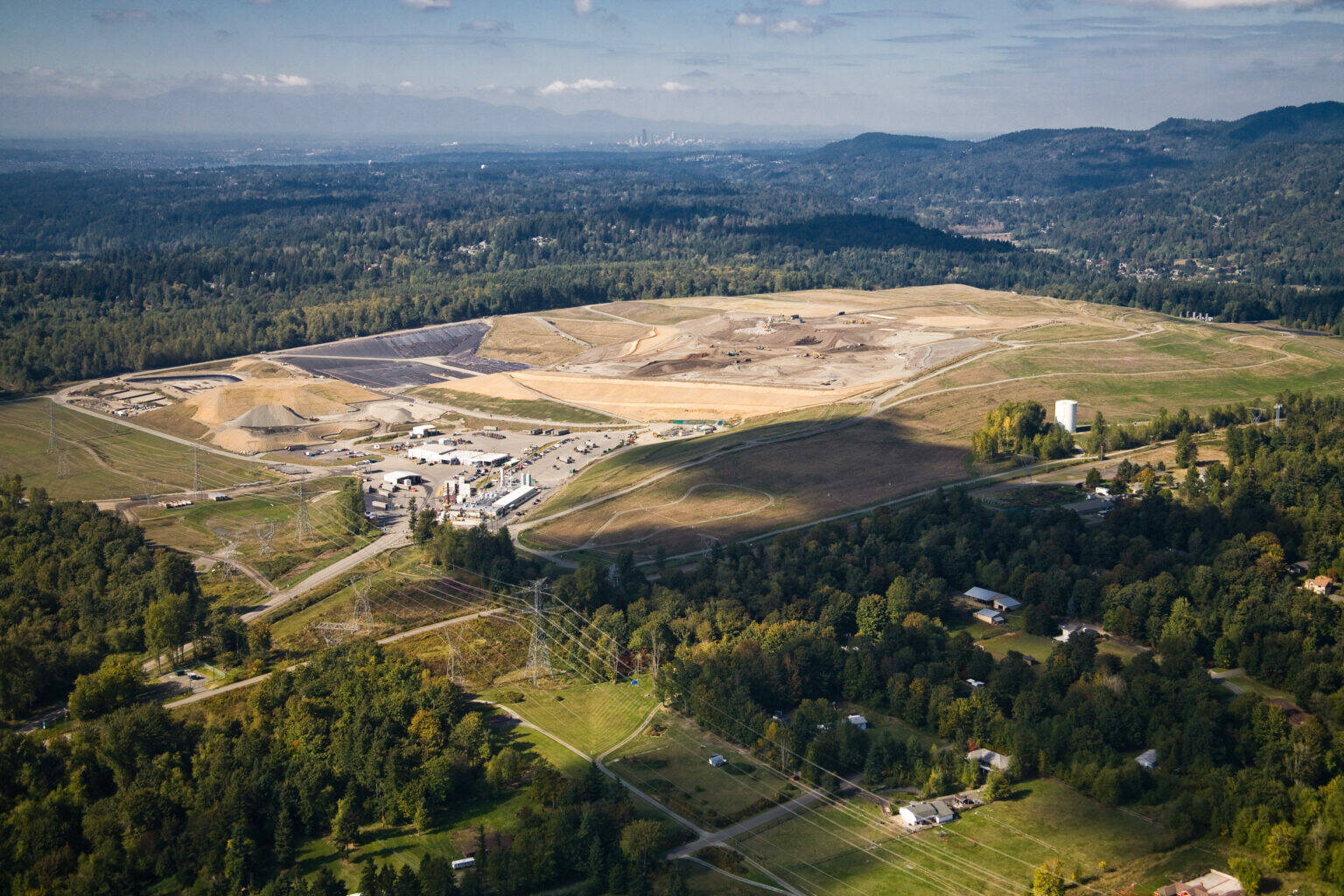 King County Solid Waste Division
Cedar Hills Regional Landfill in King County, one of the largest municipal solid waste landfills in the Pacific Northwest.