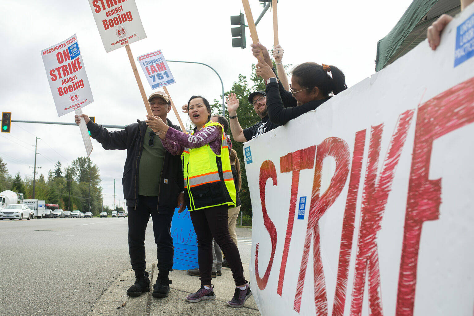 Striking workers typically are not eligible for unemployment benefits in Washington. A bill state lawmakers are considering this legislative session would change that. Here, Boeing machinists are seen during their 2024 strike that stretched nearly two months. (Ryan Berry)