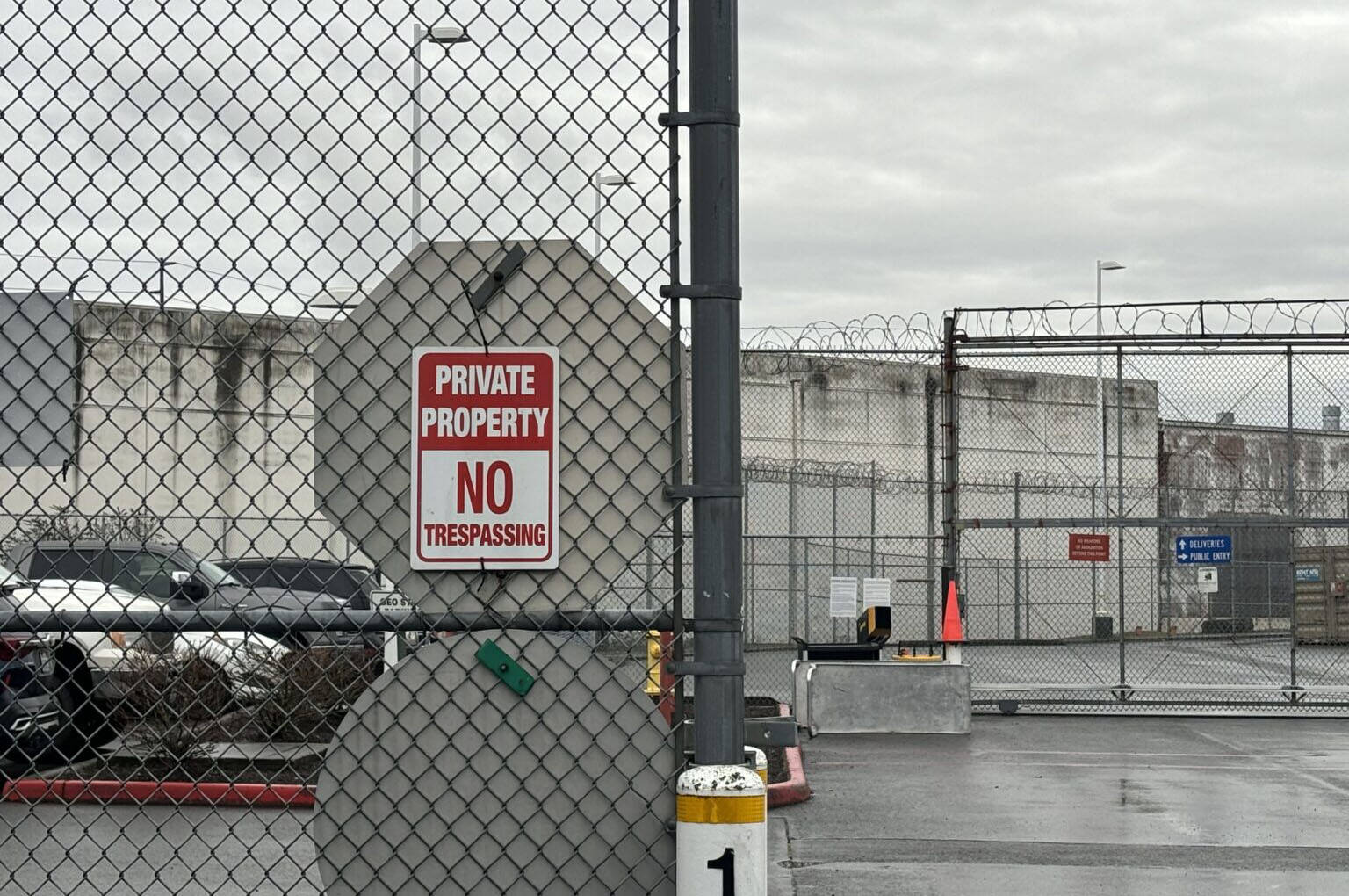 A “no trespassing” sign outside of the Northwest ICE Processing Center in Tacoma. (Grace Deng/Washington State Standard)