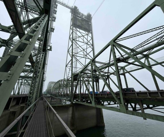 WA looks to raise $1.6 billion from tolls for new I-5 bridge