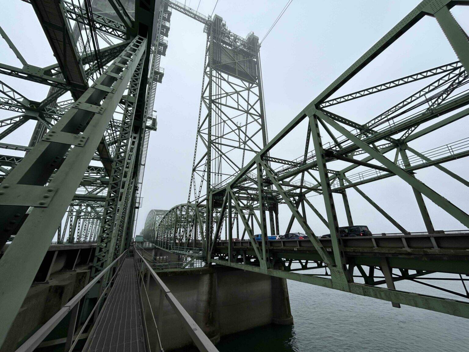 More than 131,000 drivers crossed the Interstate Bridge between Portland and Vancouver each day in 2021 compared to 33,000 in 1961. (Grant Stringer/States Newsroom)